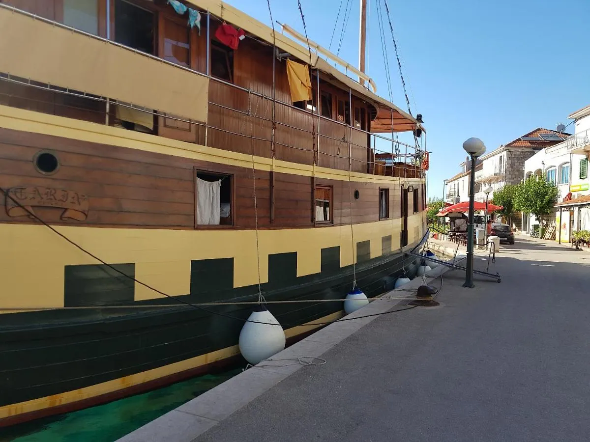 Boat & Breakfast Hotel Umag
