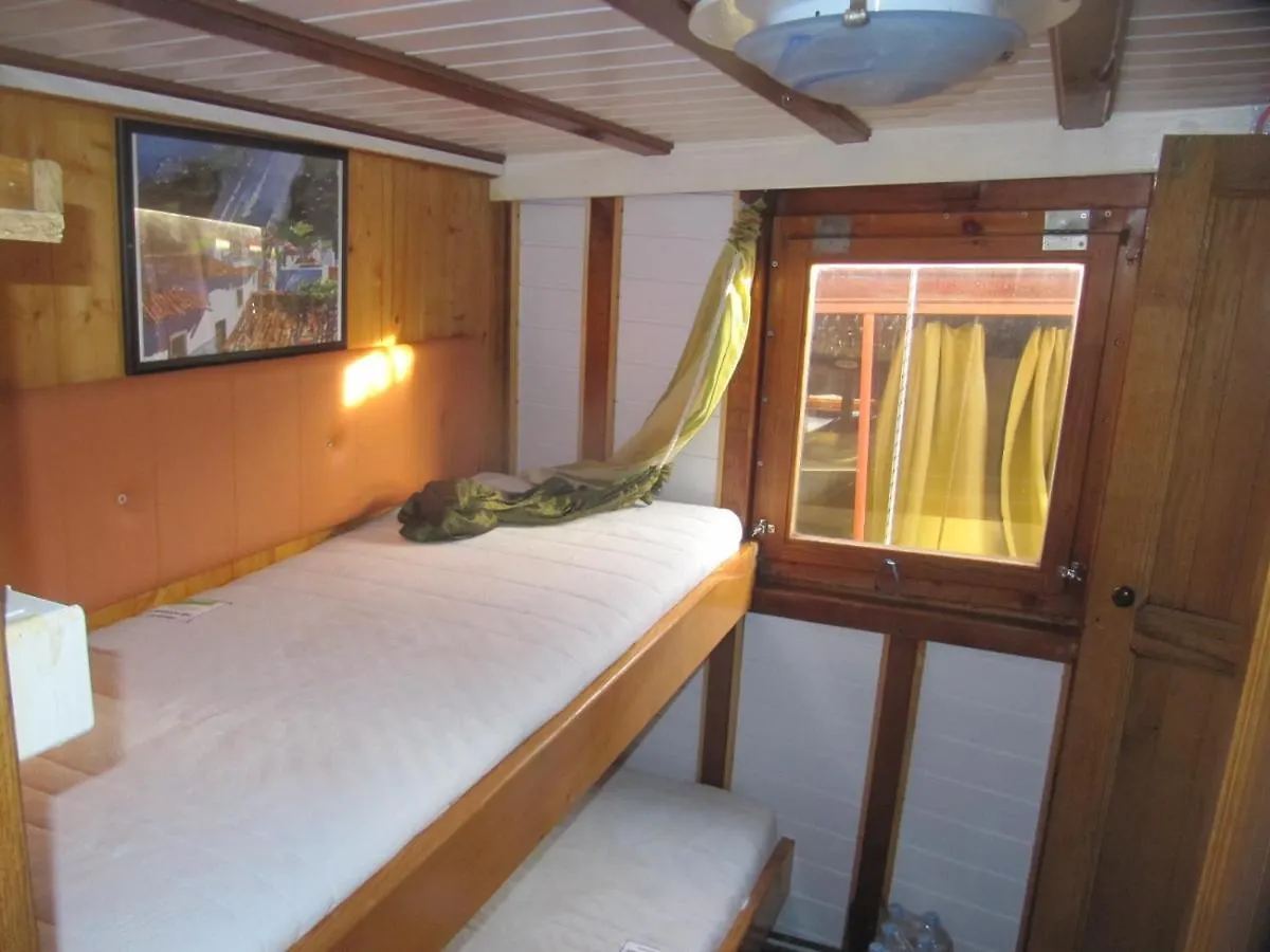 Botel Boat & Breakfast Hotel Umag